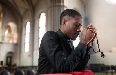 Comunidades de fé de todos os tipos usam os Kits de Teste African Ancestry para promover um senso de pertencimento e conexão entre seus membros.